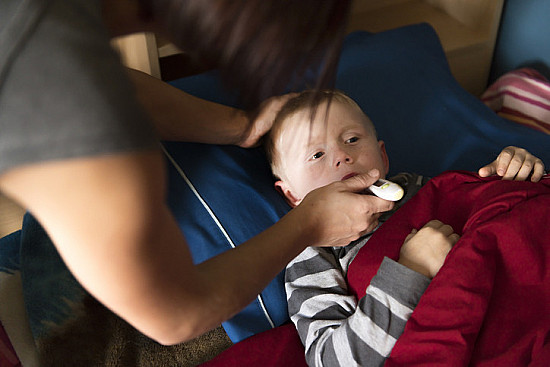 The sore throat checklist: What parents need to know featured image