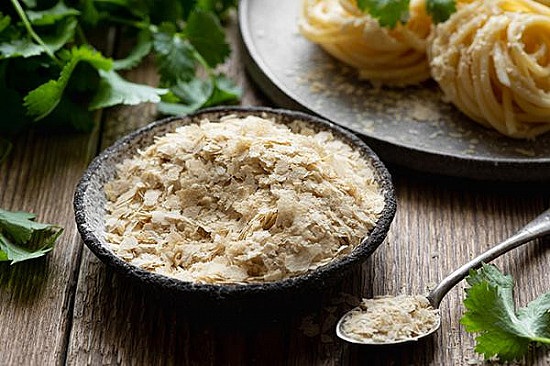Nutritional yeast: Does this savory, vegan seasoning pack a nutritional punch? featured image