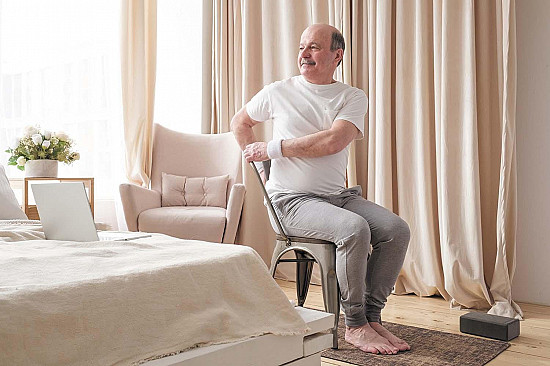 One chair, four moves featured image