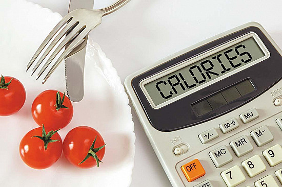 Fasting vs. calorie restriction for weight loss: Which one wins? featured image