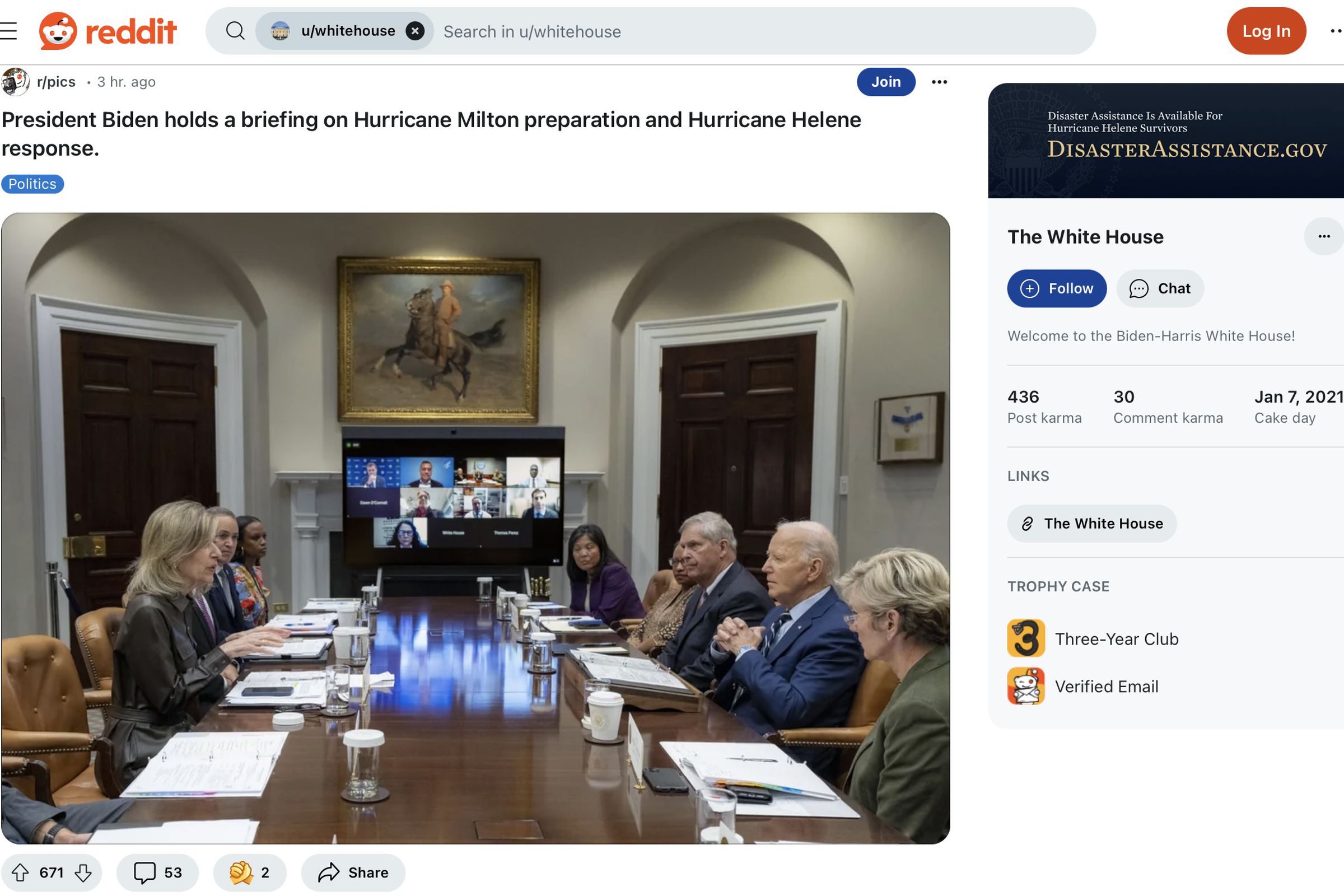 reddit account page for user whitehouse